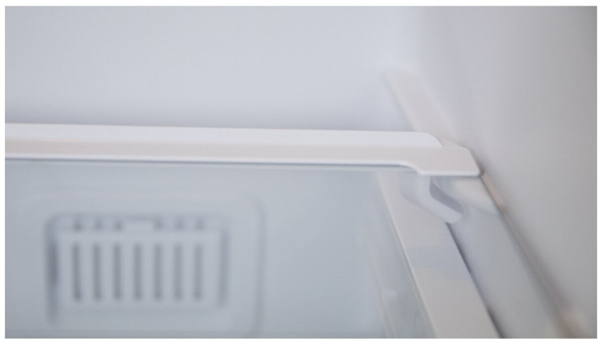 Холодильник Indesit ITF 020 W