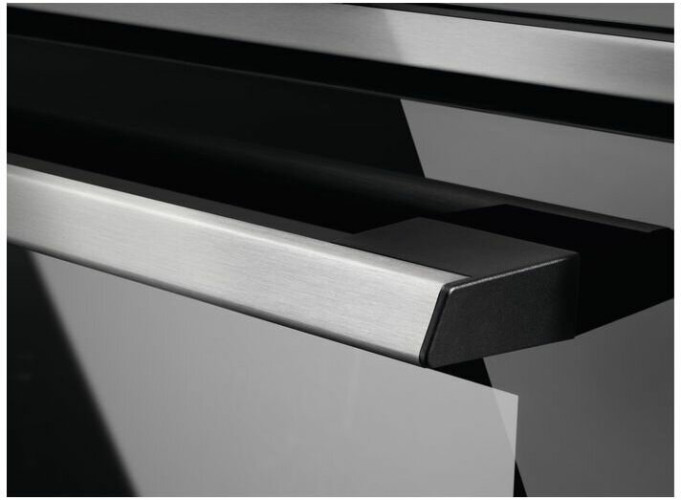 Электрический духовой шкаф Electrolux EZF5C50X