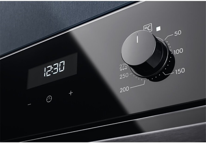 Электрический духовой шкаф Electrolux EZF5C50X