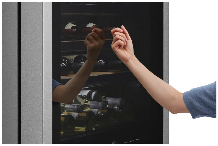 Винный шкаф LG LSR200