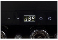 Встраиваемый винный шкаф Caso WineSafe 18 EB Black