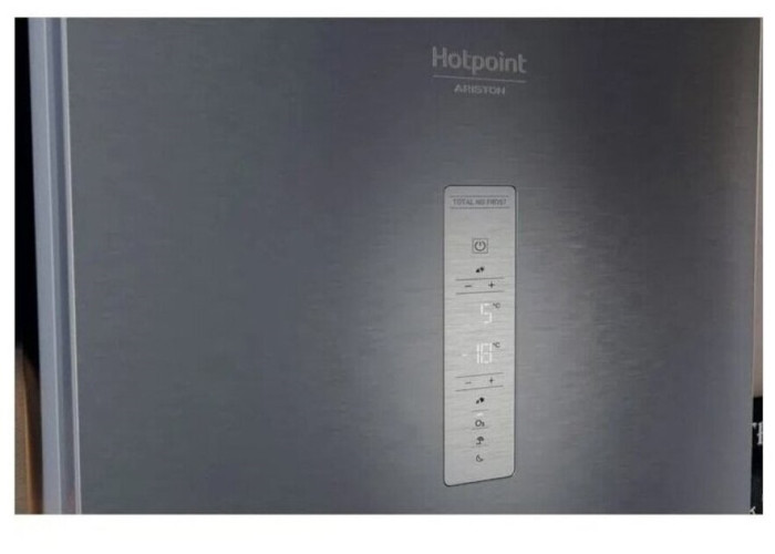 Холодильник Hotpoint-Ariston HTS 7200 W O 3