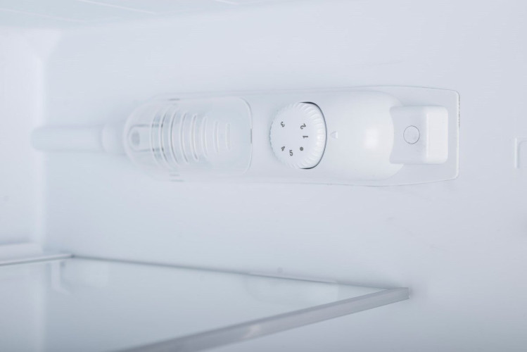 Холодильник Sharp SJ-BB04DTXW1