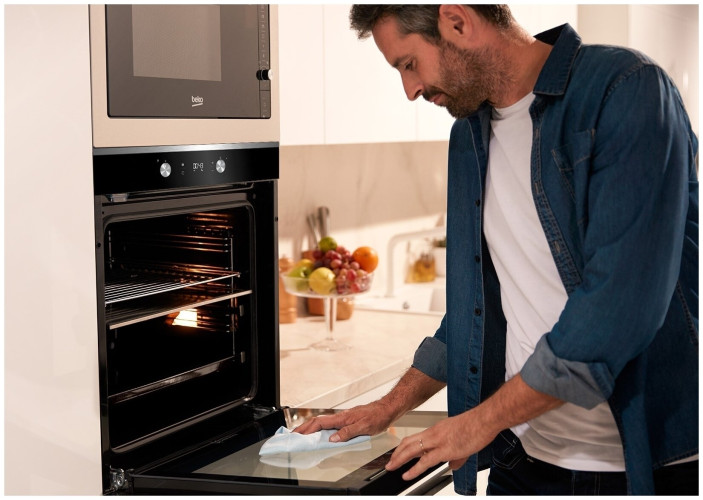 Электрический духовой шкаф Beko BCE 18306 X