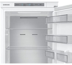 Встраиваемый холодильник Samsung BRB 30703EWW
