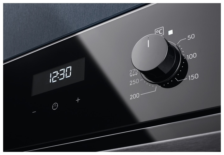 Электрический духовой шкаф Electrolux OKE 5C71Z