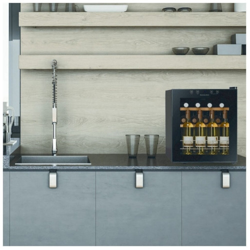 Винный шкаф Dunavox DXFH 16 46