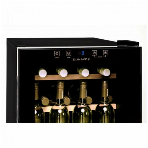 Винный шкаф Dunavox DXFH 16 46